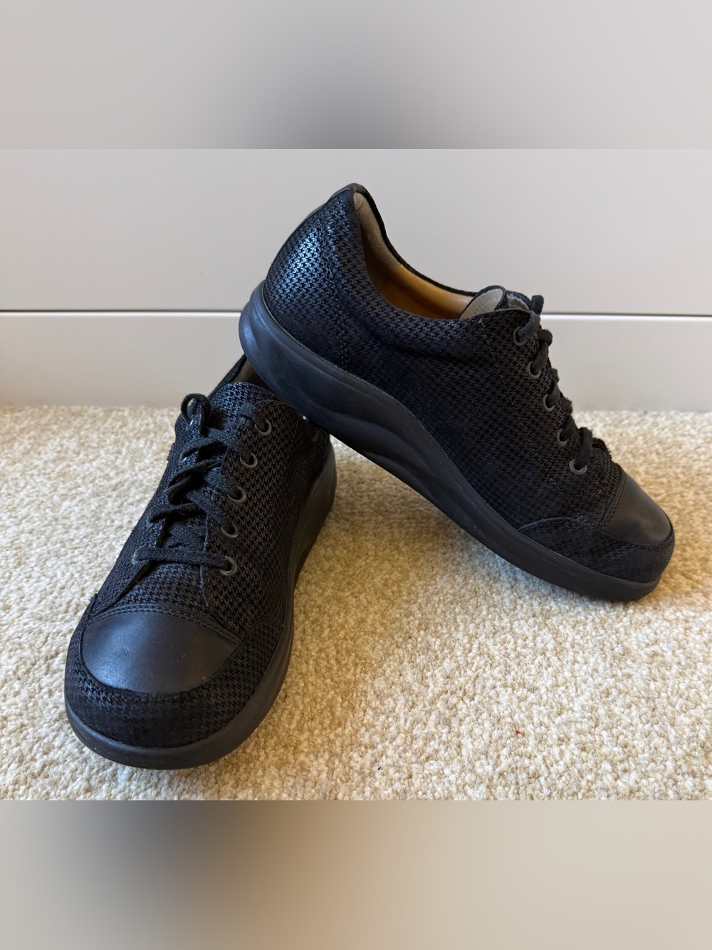Finn Comfort Womens Ikebukuro Shoe - Black Print Leather Ladies Size 8.5 US